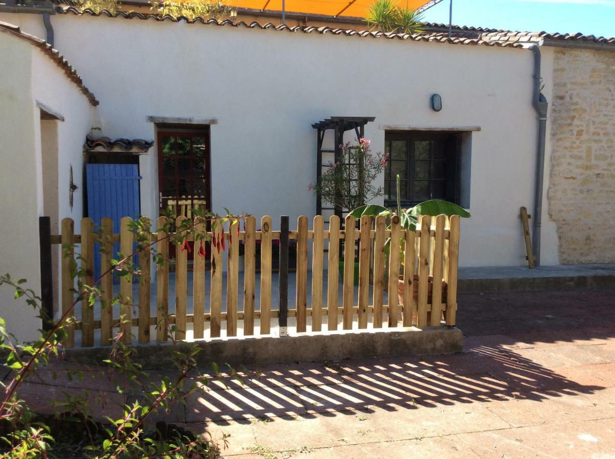 Villa La Ferme de Fossillon à Marans  Extérieur photo